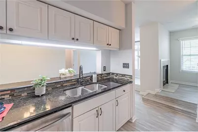 240 Renaissance Parkway NE #204, Atlanta, GA 30308 - Photo 22