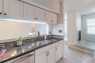 240 Renaissance Parkway NE, Atlanta, GA 30308 - Photo 22