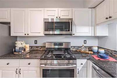 240 Renaissance Parkway NE #204, Atlanta, GA 30308 - Photo 18