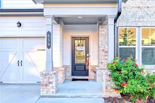 659 Caryle Trl Ln, Loganville, GA 30052 - Photo 2