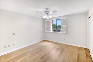 300 Johnson Ferry Rd, Atlanta, GA 30328 - Photo 16