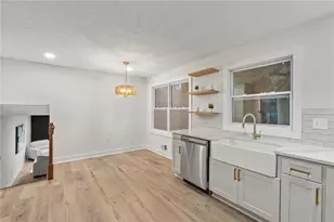 105 Lafayette Dr, Fayetteville, GA 30214 - Photo 12