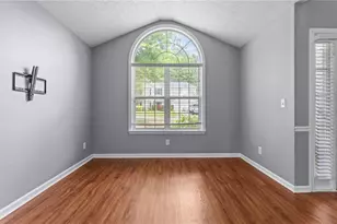 450 Manor Glen Dr, Suwanee, GA 30024 - Photo 4