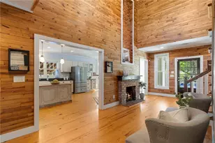 527 Main St, Suwanee, GA 30024 - Photo 14