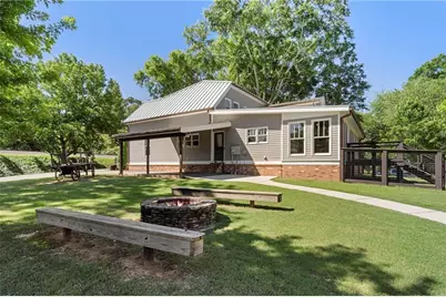 527 Main Street, Suwanee, GA 30024 - Photo 6