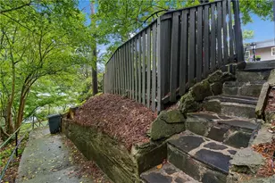 271 Lakemoore Dr NE, Atlanta, GA 30342 - Photo 20