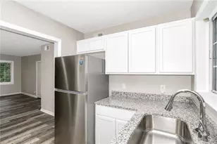 2045 Alison Ct, Atlanta, GA 30311 - Photo 6