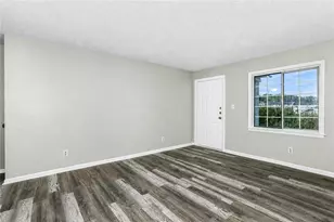 2045 Alison Ct, Atlanta, GA 30311 - Photo 2