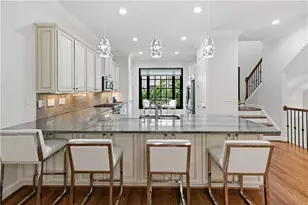 3668 Brookhaven Manor Crossing NE, Atlanta, GA 30319 - Photo 10