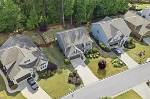 3240 Blackburn Dr, Cumming, GA 30040 - Photo 4