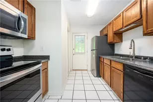 4067 Coopers Hill Dr SE, Smyrna, GA 30080 - Photo 14