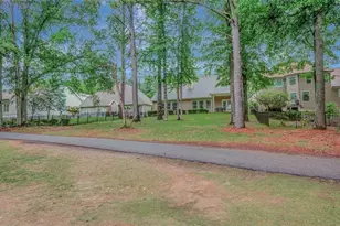 38 Greenview Dr, Newnan, GA 30265 - Photo 4