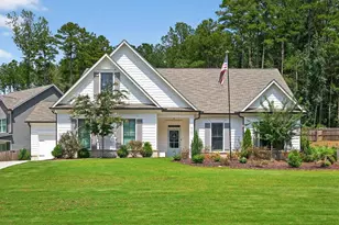 2121 Charmond Dr, Monroe, GA 30656 - Photo 2