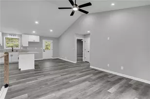 2241 Cody Ct, Lithonia, GA 30058 - Photo 8