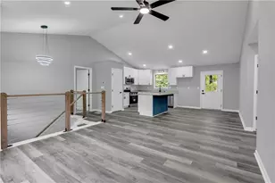 2241 Cody Ct, Lithonia, GA 30058 - Photo 6