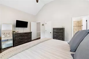 100 Weatherburne Dr, Roswell, GA 30076 - Photo 18