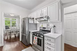 100 Weatherburne Dr, Roswell, GA 30076 - Photo 12