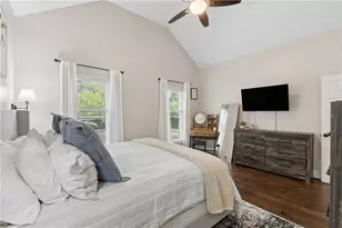 100 Weatherburne Dr, Roswell, GA 30076 - Photo 16