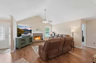 346 River Mist Cir, Jefferson, GA 30549 - Photo 6