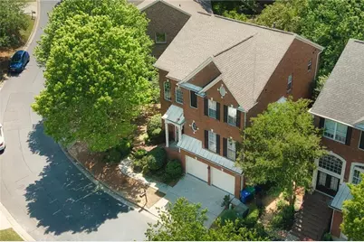2024 Wrights Mill Circle NE, Atlanta, GA 30324 - Photo 2