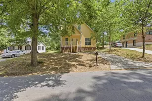845 Mildred Pl NW, Atlanta, GA 30318 - Photo 1