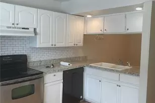 6022 Regent Manor, Lithonia, GA 30058 - Photo 6