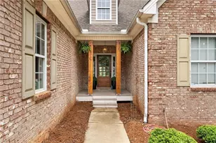 12 Grapevine Way NE, Cartersville, GA 30121 - Photo 4