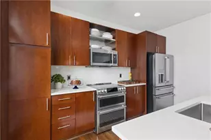 1260 Van Allen Mews NW, Atlanta, GA 30318 - Photo 8