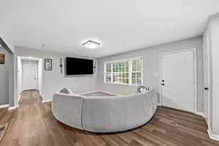 6574 Wendell Cir, Morrow, GA 30260 - Photo 8
