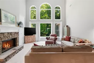 96 Highgrove Dr, Suwanee, GA 30024 - Photo 10