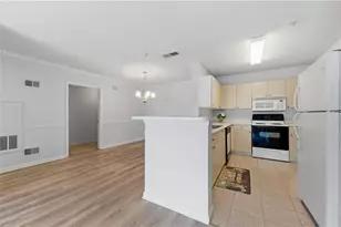 812 Vinings Forest Ln SE, Smyrna, GA 30080 - Photo 6