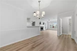812 Vinings Forest Ln SE, Smyrna, GA 30080 - Photo 12