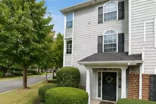 812 Vinings Forest Ln SE, Smyrna, GA 30080 - Photo 1