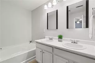 2414 Heritage Park Circle NW, Kennesaw, GA 30144 - Photo 16