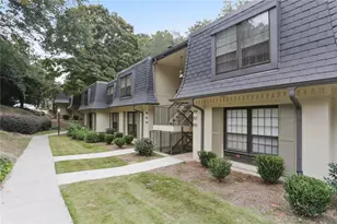 158 Maribeau Square NW, Atlanta, GA 30327 - Photo 2