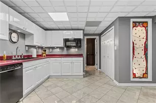 1025 Rays Rd, Stone Mountain, GA 30083 - Photo 36