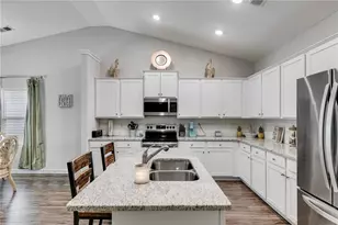 204 Stone Creek Ct, Temple, GA 30179 - Photo 4