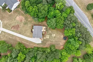 136 Silverstone Cir, Jefferson, GA 30549 - Photo 42