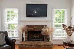 2370 Walnut Grove Way, Suwanee, GA 30024 - Photo 6