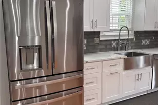 2370 Walnut Grove Way, Suwanee, GA 30024 - Photo 2