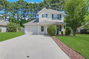 1338 N Hampton Dr, Hampton, GA 30228 - Photo 2