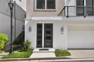 4005 Hazel Nut Ln, Atlanta, GA 30342 - Photo 2