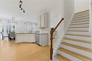 3523 Compass Rose Dr, Peachtree Corners, GA 30092 - Photo 4