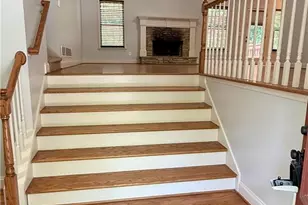 102 Oak Ridge Trail SE, White, GA 30184 - Photo 4