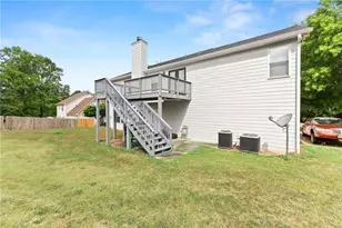 4570 Summerset Dr, Gainesville, GA 30507 - Photo 38