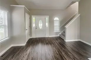 436 Allgood Cir, Stone Mountain, GA 30083 - Photo 2