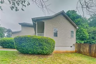 436 Allgood Cir, Stone Mountain, GA 30083 - Photo 16