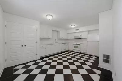 235 The Prado NE, Atlanta, GA 30309 - Photo 70