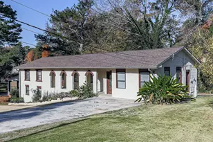 6266 Auburn Dr, Riverdale, GA 30296 - Photo 2