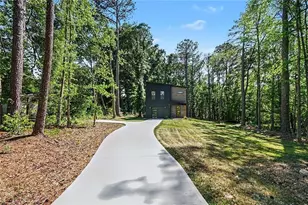 953 Remington Dr SE, Conyers, GA 30094 - Photo 4